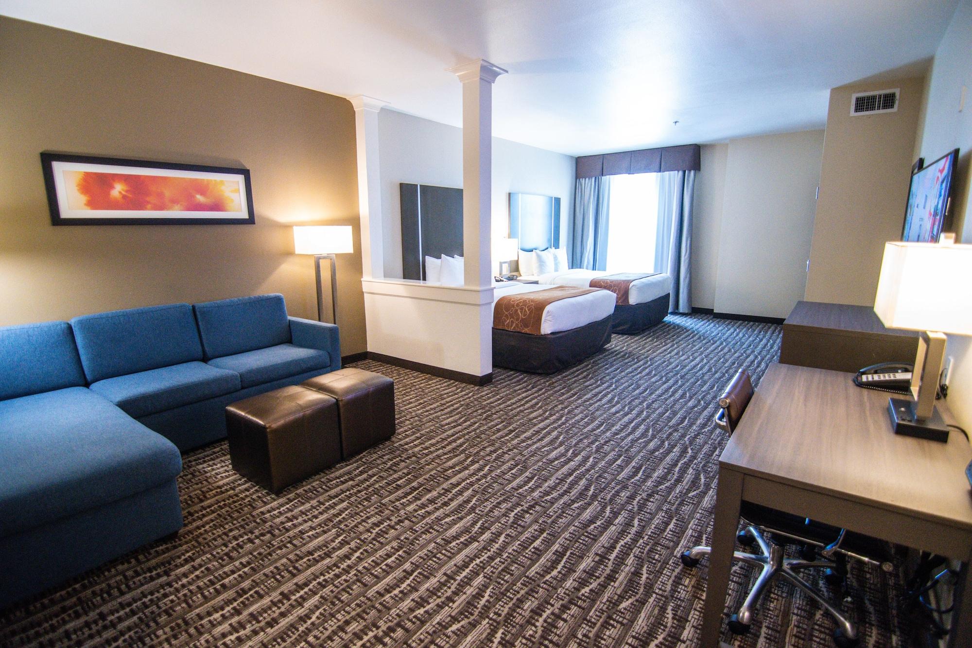 Comfort Near Sam Houston Race Park 3*