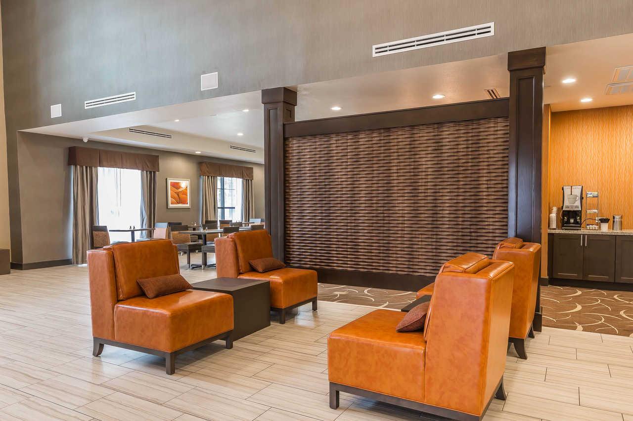 Hotel Comfort Near Sam Houston Race Park