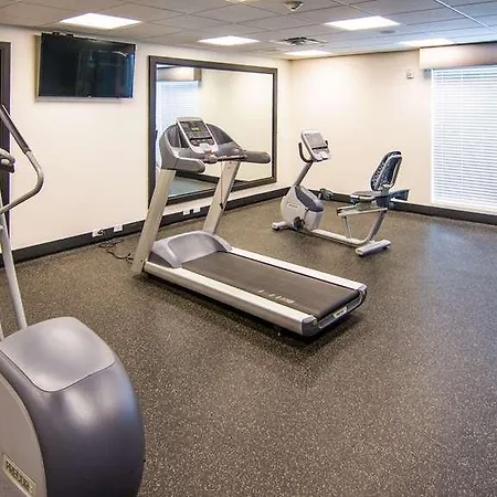 Comfort Suites Near Sam Houston Race Park 